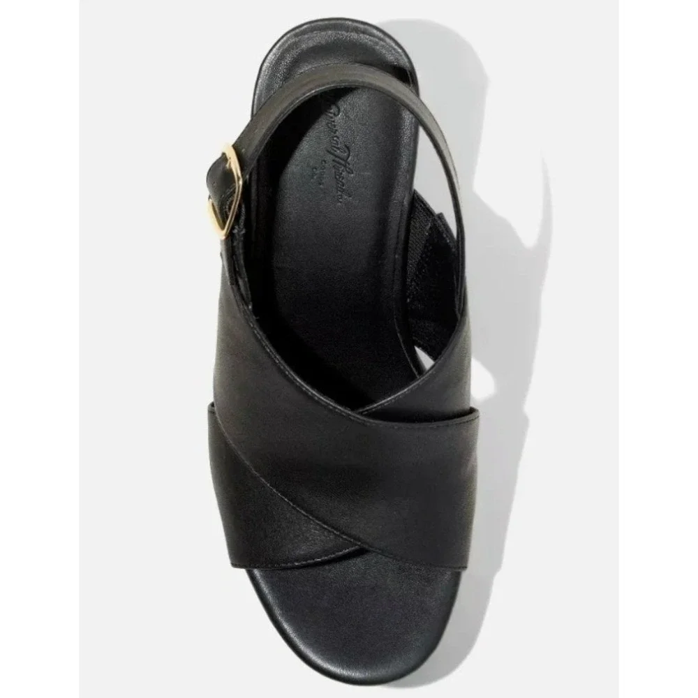 Universal Thread Naomi Black Wood Wedge Heels Memory Foam Sandals 8.5 - Picture 3 of 4